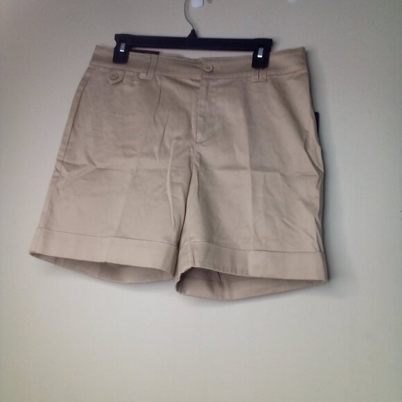 Villager Liz Claiborne Shorts Women 6 Casual Chino Roll Hem Tan - Picture 2 of 14